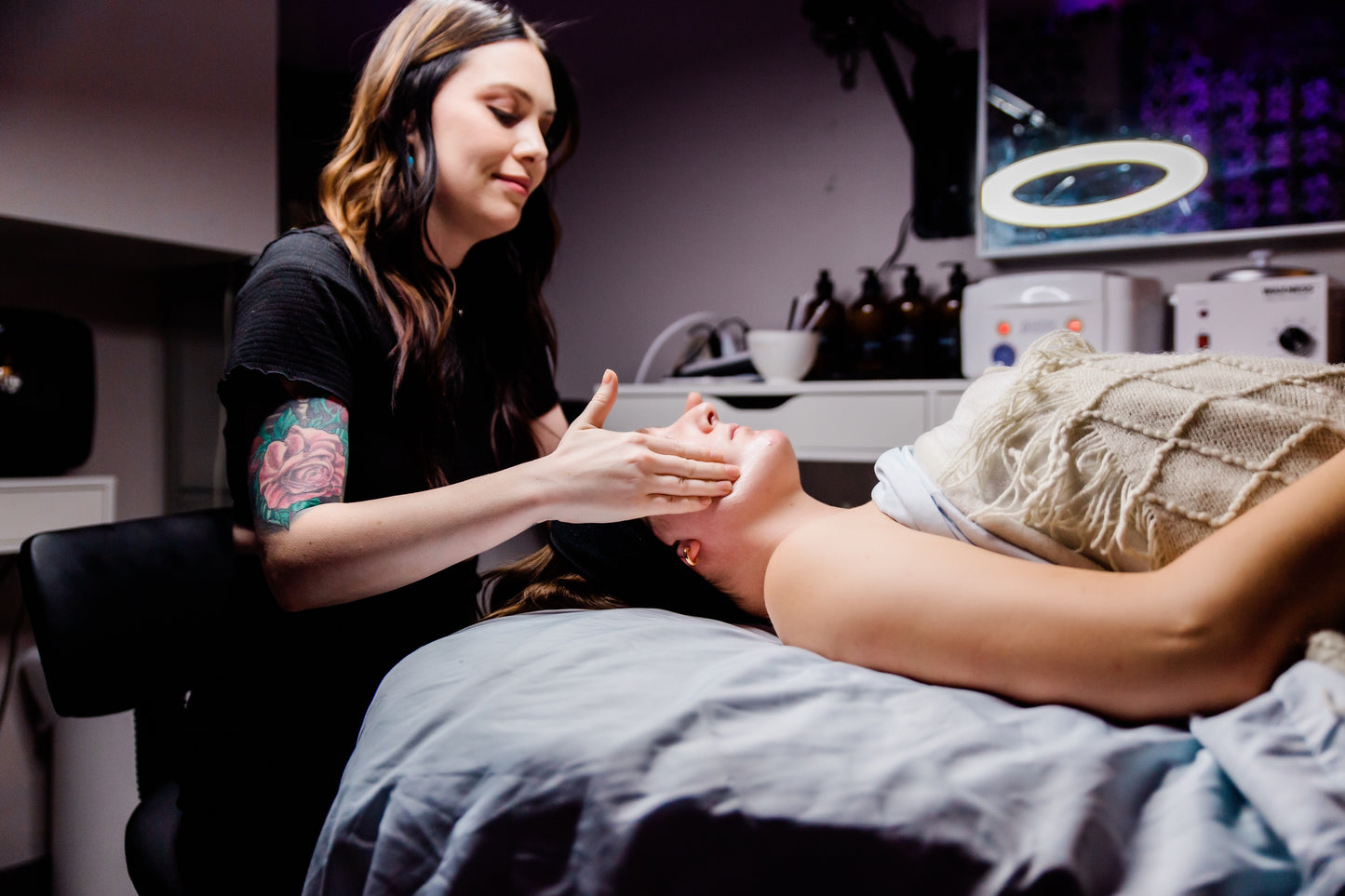 Skin Decoded Course for Estheticians – Learn advanced skin analysis, conditions, hormones, and holistic care.